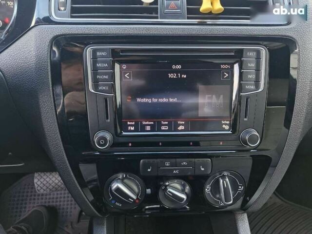 Фольксваген Джетта, об'ємом двигуна 1.8 л та пробігом 218 тис. км за 9999 $, фото 20 на Automoto.ua