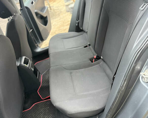 Фольксваген Джетта, объемом двигателя 1.9 л и пробегом 126 тыс. км за 10000 $, фото 6 на Automoto.ua