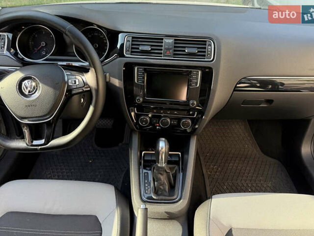 Фольксваген Джетта 2016 в Львове на Automoto.ua Фольксваген Джетта, объемом двигателя 1.6 л и пробегом 186 тыс. км за 12500 $, фото 15 на Automoto.ua