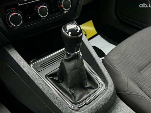 Фольксваген Джетта 2016 в Львове на Automoto.ua Фольксваген Джетта, объемом двигателя 1.6 л и пробегом 187 тыс. км за 11500 $, фото 14 на Automoto.ua