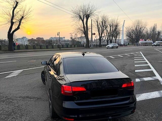 Фольксваген Джетта, об'ємом двигуна 1.8 л та пробігом 188 тис. км за 10000 $, фото 4 на Automoto.ua