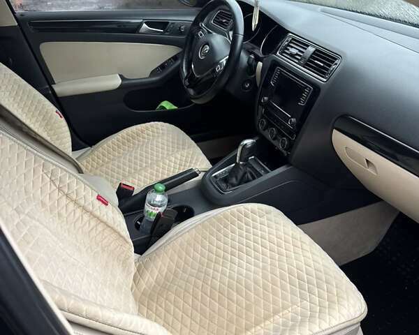 Фольксваген Джетта, объемом двигателя 1.6 л и пробегом 248 тыс. км за 10000 $, фото 12 на Automoto.ua