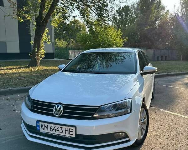 Фольксваген Джетта, объемом двигателя 1.6 л и пробегом 180 тыс. км за 12800 $, фото 4 на Automoto.ua