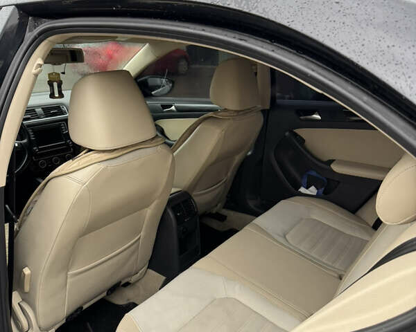 Фольксваген Джетта, объемом двигателя 1.6 л и пробегом 248 тыс. км за 10000 $, фото 11 на Automoto.ua