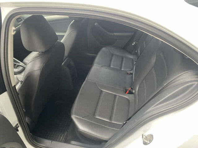 Фольксваген Джетта, объемом двигателя 1.4 л и пробегом 141 тыс. км за 12000 $, фото 18 на Automoto.ua