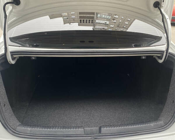 Фольксваген Джетта, объемом двигателя 1.4 л и пробегом 141 тыс. км за 12000 $, фото 8 на Automoto.ua