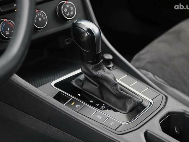 Фольксваген Джетта, объемом двигателя 1.4 л и пробегом 117 тыс. км за 13900 $, фото 20 на Automoto.ua