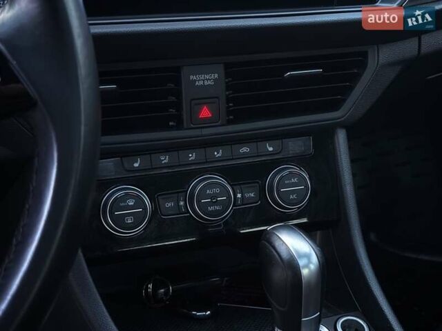 Фольксваген Джетта, объемом двигателя 1.4 л и пробегом 59 тыс. км за 14000 $, фото 12 на Automoto.ua