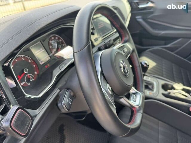 Фольксваген Джетта, объемом двигателя 2 л и пробегом 50 тыс. км за 19990 $, фото 17 на Automoto.ua