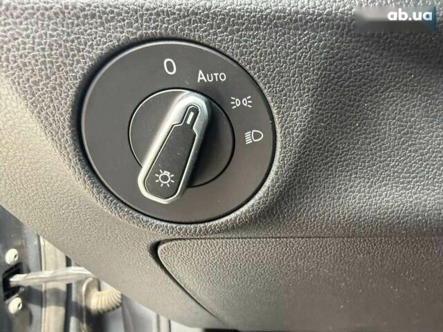 Фольксваген Джетта, объемом двигателя 1.5 л и пробегом 39 тыс. км за 20490 $, фото 17 на Automoto.ua