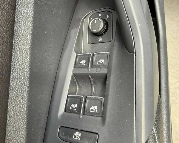 Фольксваген Джетта, объемом двигателя 1.5 л и пробегом 39 тыс. км за 20490 $, фото 16 на Automoto.ua