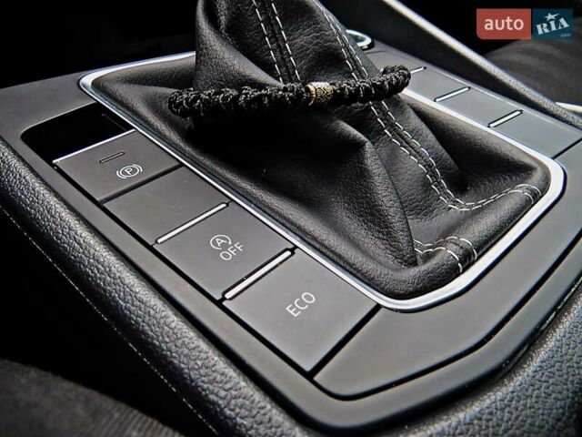 Фольксваген Джетта, объемом двигателя 1.5 л и пробегом 13 тыс. км за 21800 $, фото 14 на Automoto.ua