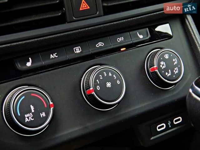 Фольксваген Джетта, объемом двигателя 1.5 л и пробегом 13 тыс. км за 21800 $, фото 13 на Automoto.ua