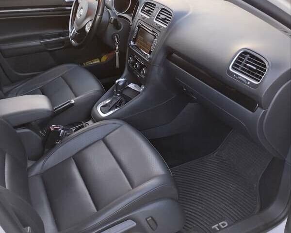 Фольксваген Джетта 2013 в Ровно на Automoto.ua Фольксваген Джетта, объемом двигателя 1.97 л и пробегом 238 тыс. км за 9500 $, фото 9 на Automoto.ua