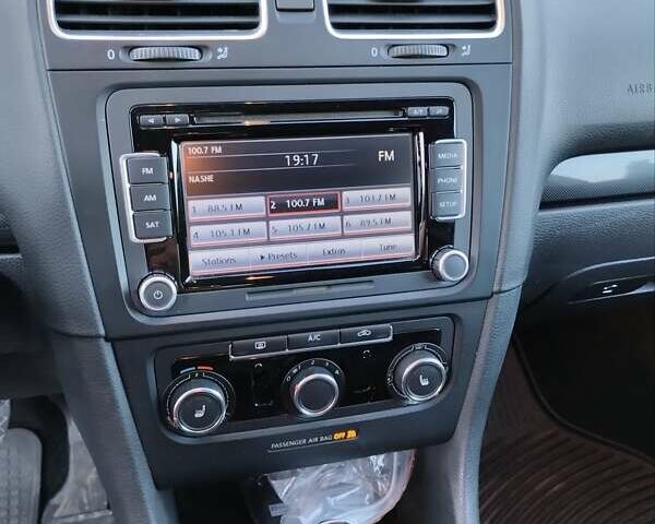 Фольксваген Джетта 2013 в Ровно на Automoto.ua Фольксваген Джетта, объемом двигателя 1.97 л и пробегом 238 тыс. км за 9500 $, фото 5 на Automoto.ua