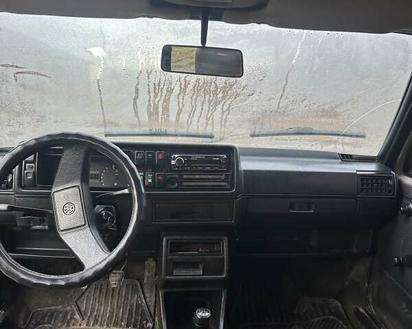 Желтый Фольксваген Джетта, объемом двигателя 1.6 л и пробегом 368 тыс. км за 950 $, фото 2 на Automoto.ua