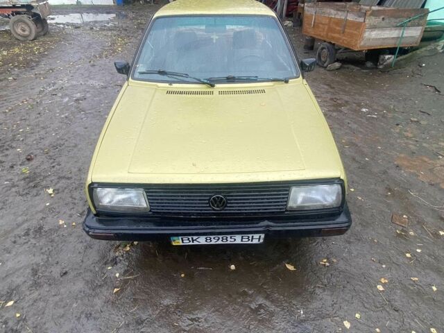 Желтый Фольксваген Джетта, объемом двигателя 1 л и пробегом 2 тыс. км за 350 $, фото 3 на Automoto.ua