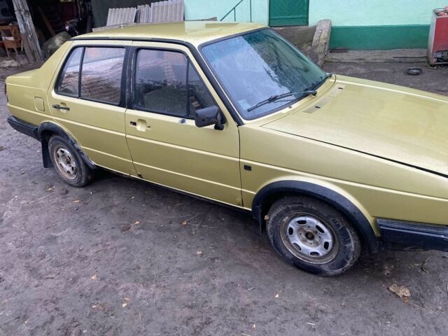 Желтый Фольксваген Джетта, объемом двигателя 1 л и пробегом 2 тыс. км за 350 $, фото 5 на Automoto.ua