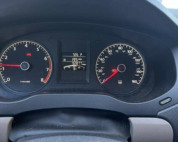 Желтый Фольксваген Джетта, объемом двигателя 1.97 л и пробегом 150 тыс. км за 7900 $, фото 2 на Automoto.ua