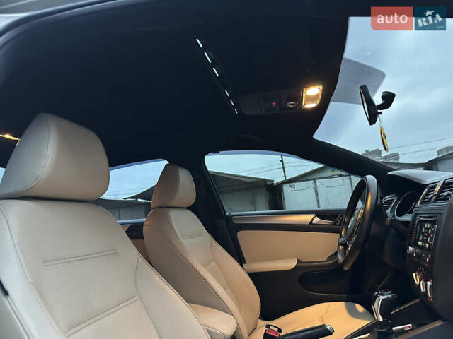 Жовтий Фольксваген Джетта, об'ємом двигуна 1.8 л та пробігом 128 тис. км за 11500 $, фото 11 на Automoto.ua