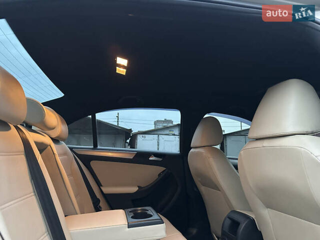 Жовтий Фольксваген Джетта, об'ємом двигуна 1.8 л та пробігом 128 тис. км за 11500 $, фото 9 на Automoto.ua