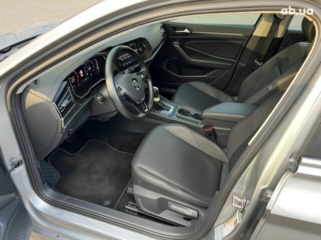 Фольксваген Джетта 2019 в Сумах на Automoto.ua Серый Фольксваген Джетта, объемом двигателя 1.4 л и пробегом 54 тыс. км за 19500 $, фото 5 на Automoto.ua