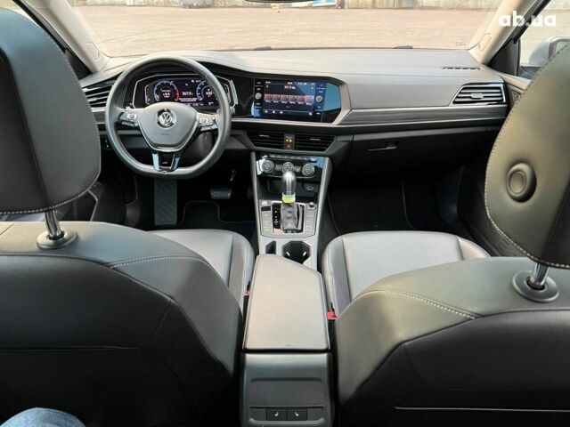 Фольксваген Джетта 2019 в Сумах на Automoto.ua Серый Фольксваген Джетта, объемом двигателя 1.4 л и пробегом 54 тыс. км за 19500 $, фото 13 на Automoto.ua