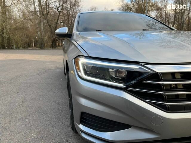 Фольксваген Джетта 2019 в Сумах на Automoto.ua Серый Фольксваген Джетта, объемом двигателя 1.4 л и пробегом 54 тыс. км за 19500 $, фото 3 на Automoto.ua