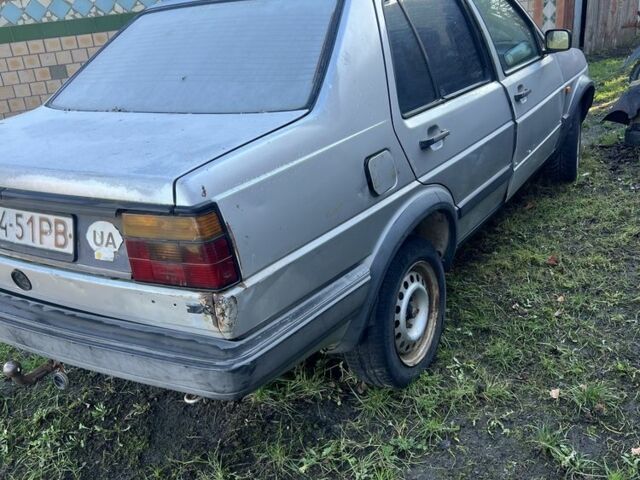 Сірий Фольксваген Джетта, об'ємом двигуна 1.6 л та пробігом 200 тис. км за 308 $, фото 2 на Automoto.ua