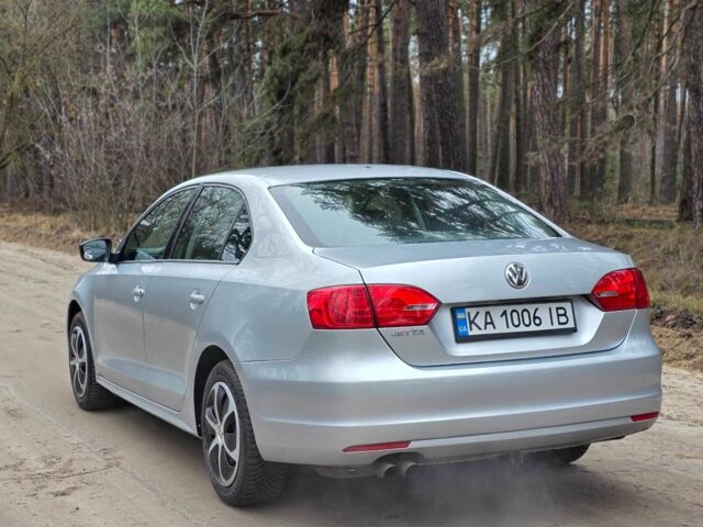 Серый Фольксваген Джетта, объемом двигателя 2 л и пробегом 120 тыс. км за 7700 $, фото 1 на Automoto.ua