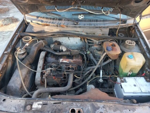 Сірий Фольксваген Джетта, об'ємом двигуна 0 л та пробігом 400 тис. км за 700 $, фото 7 на Automoto.ua