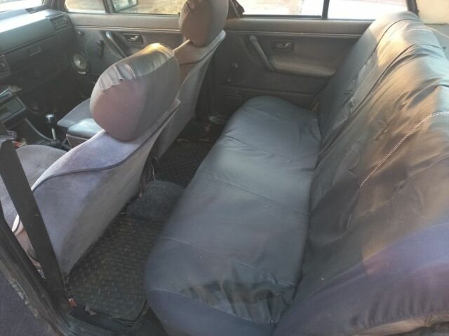 Сірий Фольксваген Джетта, об'ємом двигуна 0 л та пробігом 400 тис. км за 700 $, фото 2 на Automoto.ua