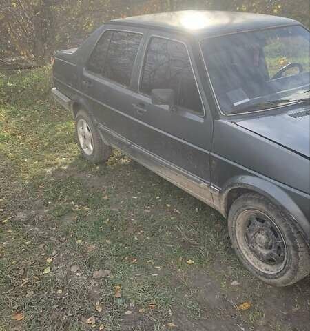 Серый Фольксваген Джетта, объемом двигателя 1.8 л и пробегом 10 тыс. км за 1050 $, фото 4 на Automoto.ua