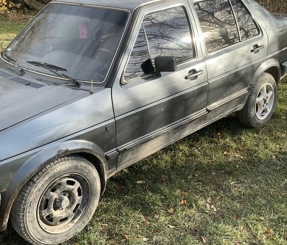 Серый Фольксваген Джетта, объемом двигателя 1.8 л и пробегом 10 тыс. км за 1050 $, фото 8 на Automoto.ua