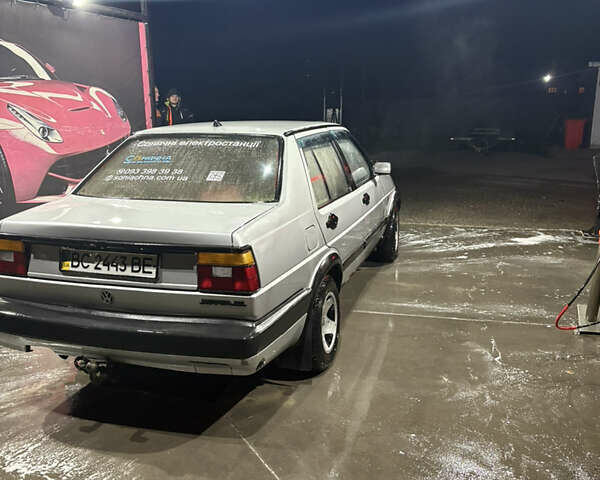 Серый Фольксваген Джетта, объемом двигателя 1.6 л и пробегом 200 тыс. км за 1400 $, фото 4 на Automoto.ua