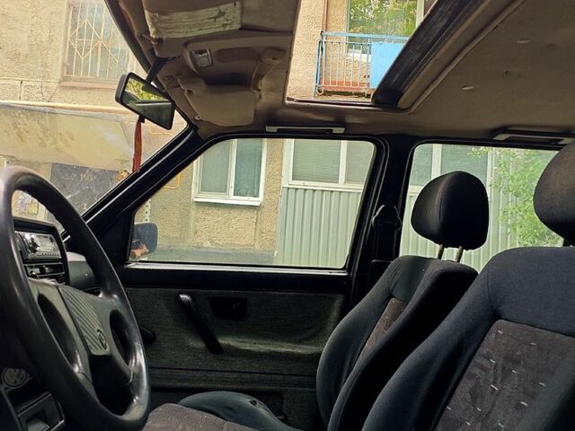 Сірий Фольксваген Джетта, об'ємом двигуна 1.8 л та пробігом 300 тис. км за 1050 $, фото 6 на Automoto.ua