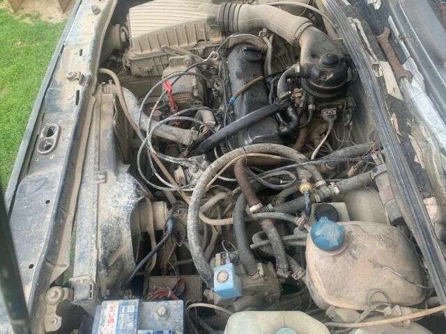 Сірий Фольксваген Джетта, об'ємом двигуна 1.8 л та пробігом 400 тис. км за 400 $, фото 6 на Automoto.ua