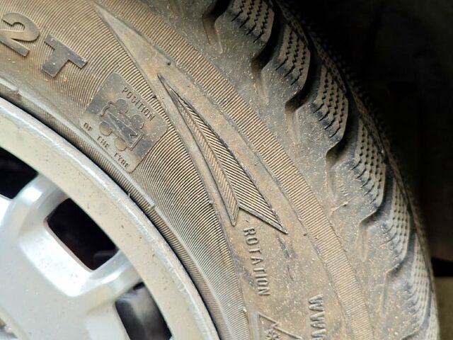 Сірий Фольксваген Джетта, об'ємом двигуна 1.8 л та пробігом 300 тис. км за 1050 $, фото 11 на Automoto.ua