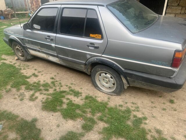 Сірий Фольксваген Джетта, об'ємом двигуна 1.8 л та пробігом 400 тис. км за 400 $, фото 1 на Automoto.ua