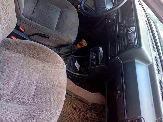 Серый Фольксваген Джетта, объемом двигателя 1.8 л и пробегом 400 тыс. км за 1150 $, фото 3 на Automoto.ua