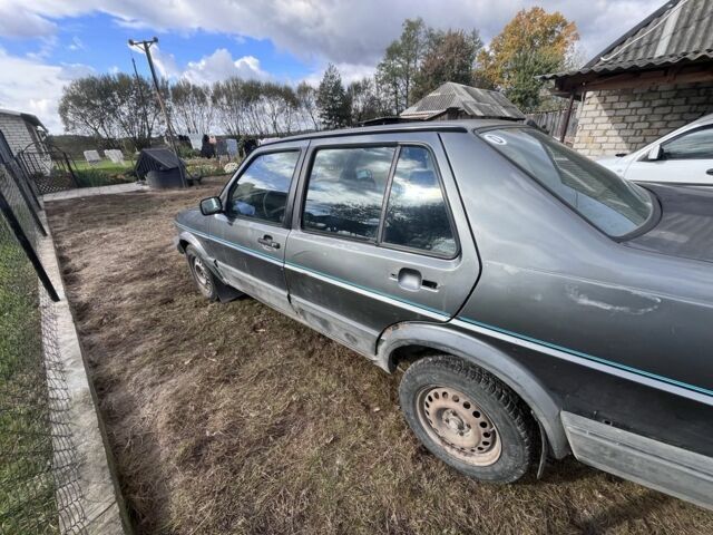 Фольксваген Джетта 1988 в Любешов на Automoto.ua Серый Фольксваген Джетта, объемом двигателя 1.6 л и пробегом 470 тыс. км за 700 $, фото 1 на Automoto.ua