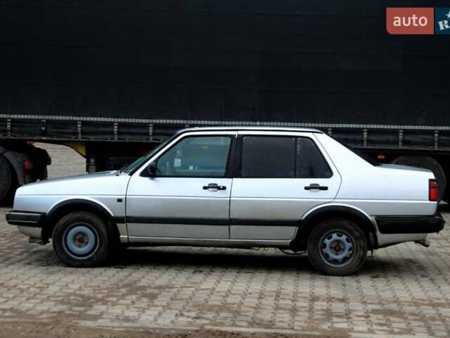 Серый Фольксваген Джетта, объемом двигателя 1.6 л и пробегом 237 тыс. км за 1200 $, фото 7 на Automoto.ua