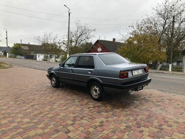 Серый Фольксваген Джетта, объемом двигателя 1.6 л и пробегом 200 тыс. км за 1300 $, фото 2 на Automoto.ua