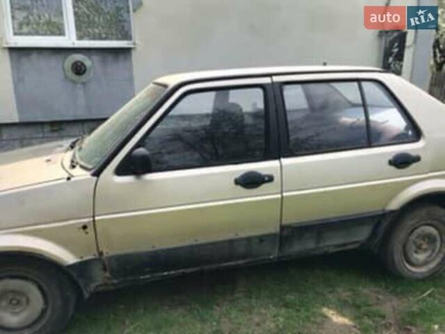 Серый Фольксваген Джетта, объемом двигателя 1.6 л и пробегом 372 тыс. км за 300 $, фото 2 на Automoto.ua