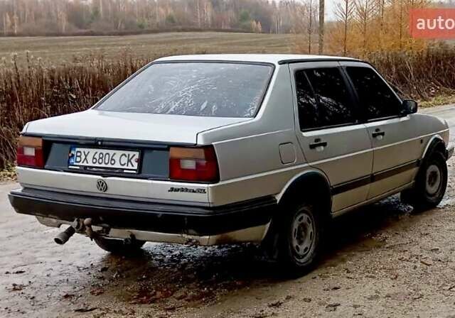 Серый Фольксваген Джетта, объемом двигателя 1.6 л и пробегом 315 тыс. км за 1300 $, фото 2 на Automoto.ua