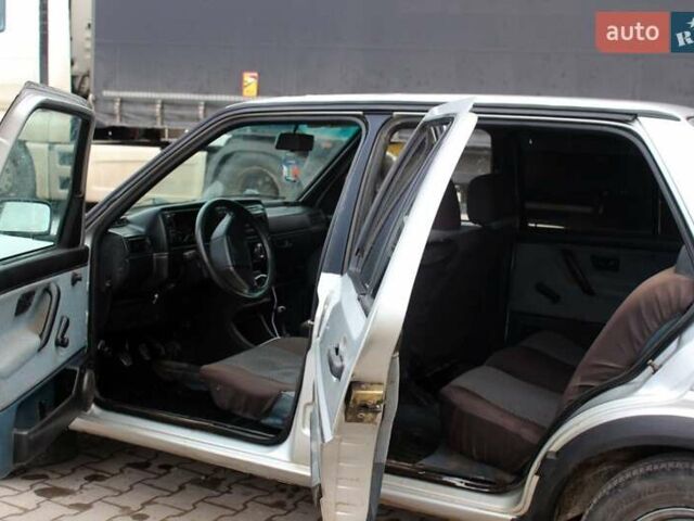 Серый Фольксваген Джетта, объемом двигателя 1.6 л и пробегом 237 тыс. км за 1200 $, фото 16 на Automoto.ua