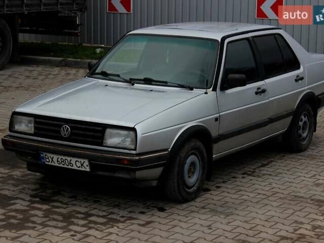 Серый Фольксваген Джетта, объемом двигателя 1.6 л и пробегом 237 тыс. км за 1200 $, фото 3 на Automoto.ua