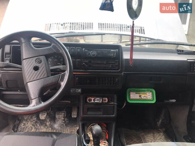 Сірий Фольксваген Джетта, об'ємом двигуна 1.6 л та пробігом 250 тис. км за 1500 $, фото 13 на Automoto.ua