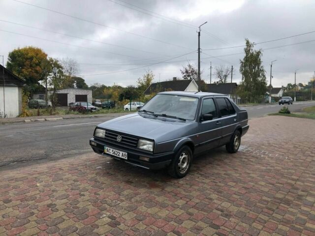 Серый Фольксваген Джетта, объемом двигателя 1.6 л и пробегом 200 тыс. км за 1300 $, фото 1 на Automoto.ua