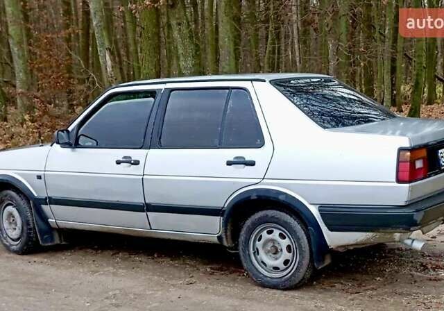 Серый Фольксваген Джетта, объемом двигателя 1.6 л и пробегом 315 тыс. км за 1300 $, фото 3 на Automoto.ua